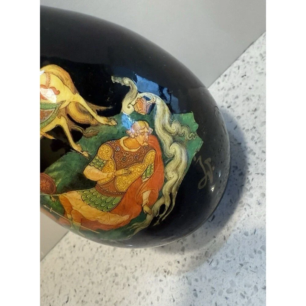 Vintage Russian Hand painted Lacquer Wooden Egg Fairytale Scene Signed 4